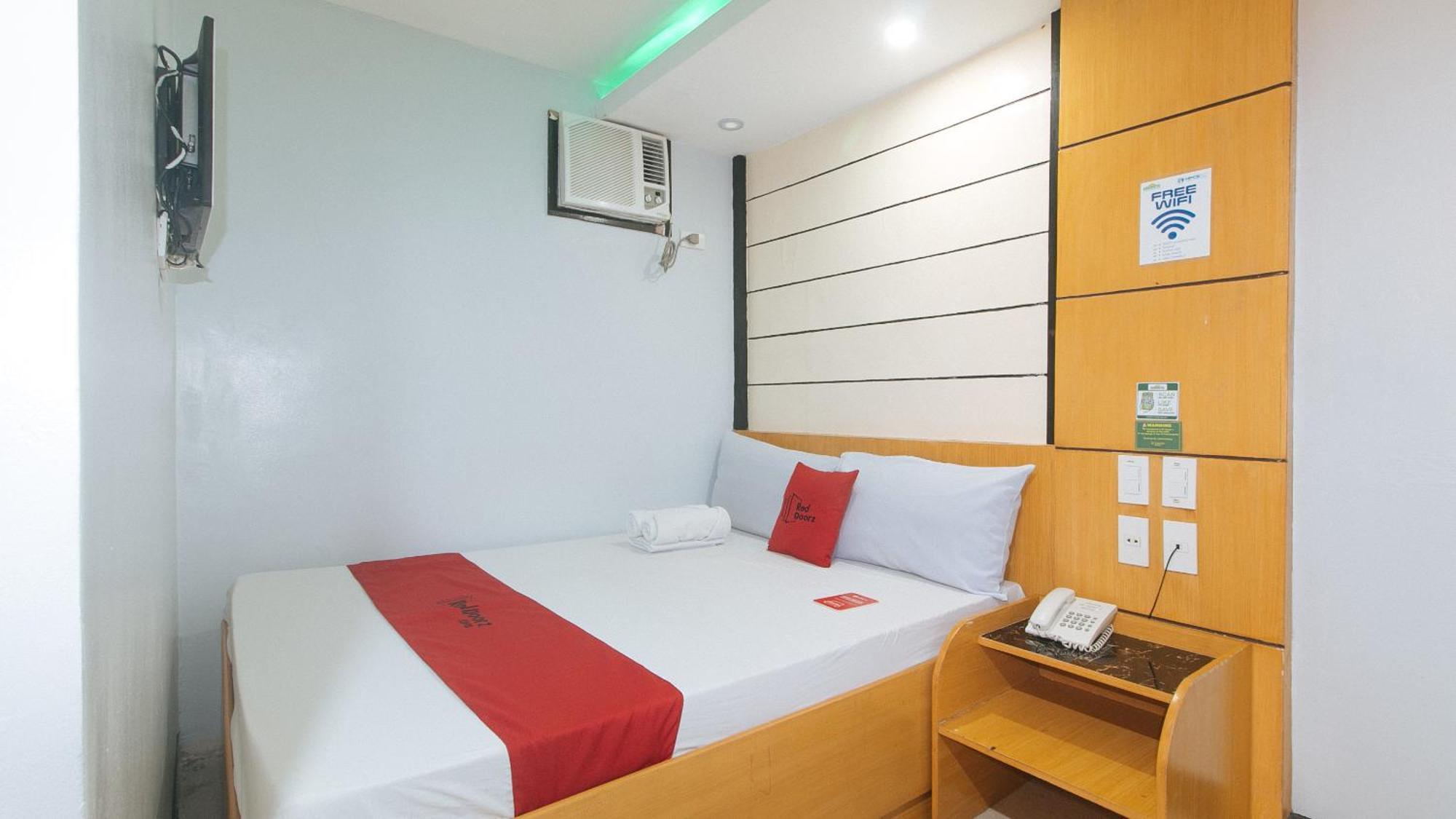 Reddoorz At Ranchotel Alabang Muntinlupa City Kültér fotó