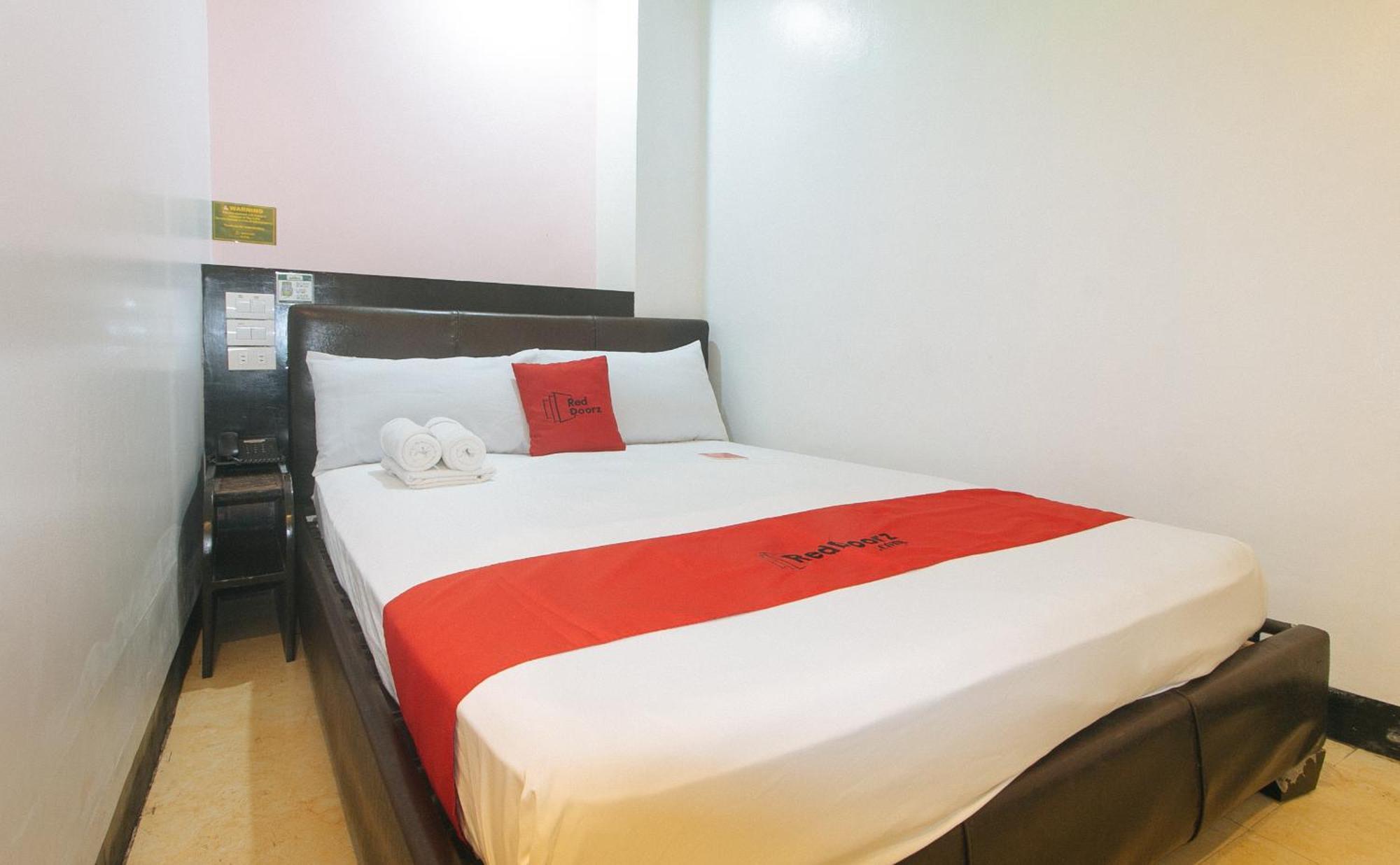 Reddoorz At Ranchotel Alabang Muntinlupa City Kültér fotó